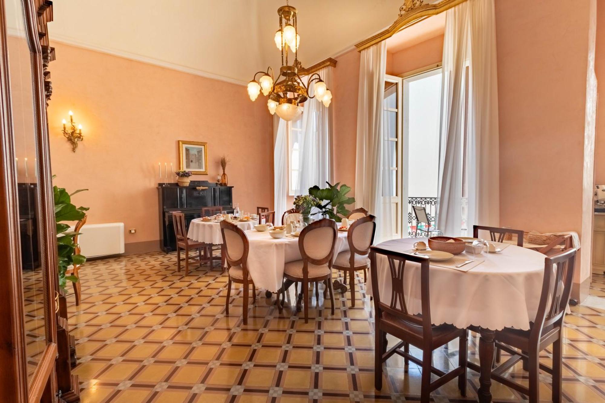 Palazzo Zaca Bed & Breakfast Gallipoli Exterior photo